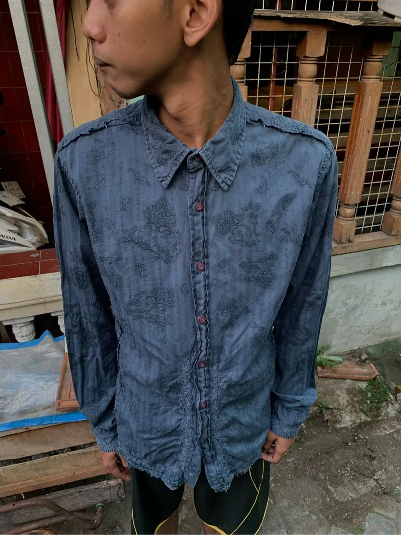 Item(s) : Vintage Guess Distressed Punk Vkei Goth Long Shirt photo 1