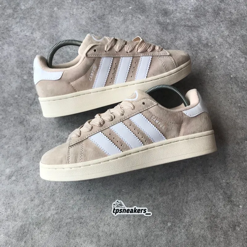 Adidas Casual Sneakers Pria white cream photo 1