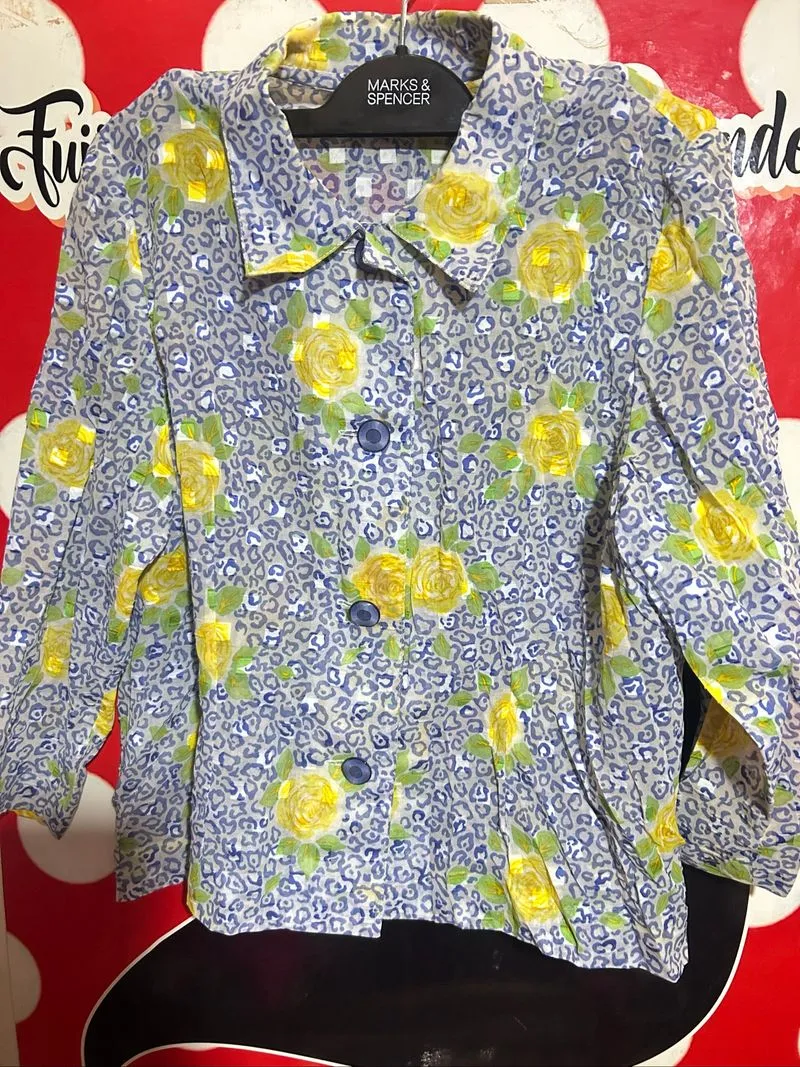 leopard blue bunga mawar kuning photo 1