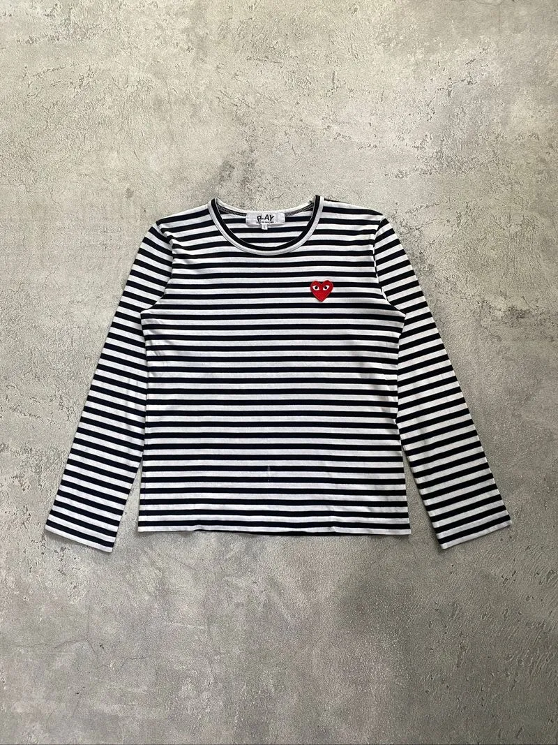 Comme Des Garcon Play Strip Shirt photo 1