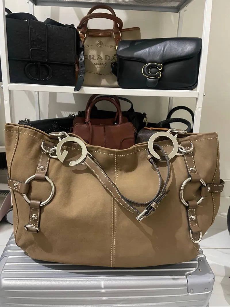 Gucci tote bag photo 1