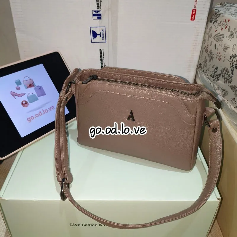 ALONA LEATHER Kirana Shoulder Bag Warna Taupe photo 1