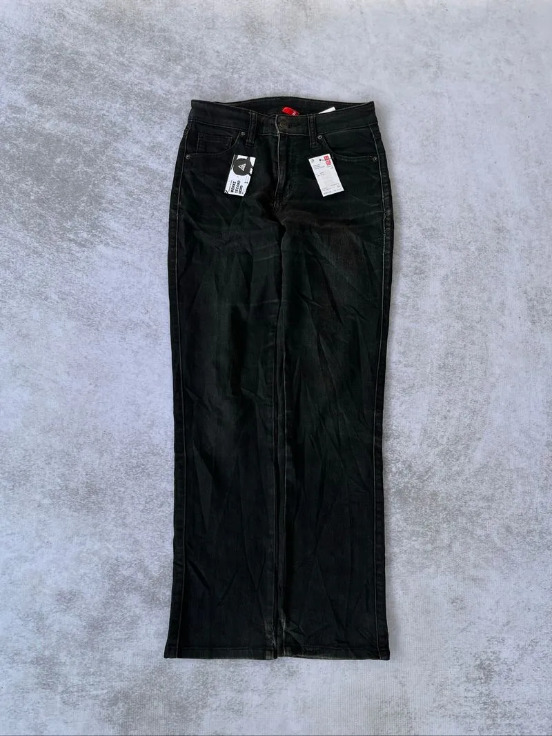 UNIQLO JEANS SECOND MURAH photo 1