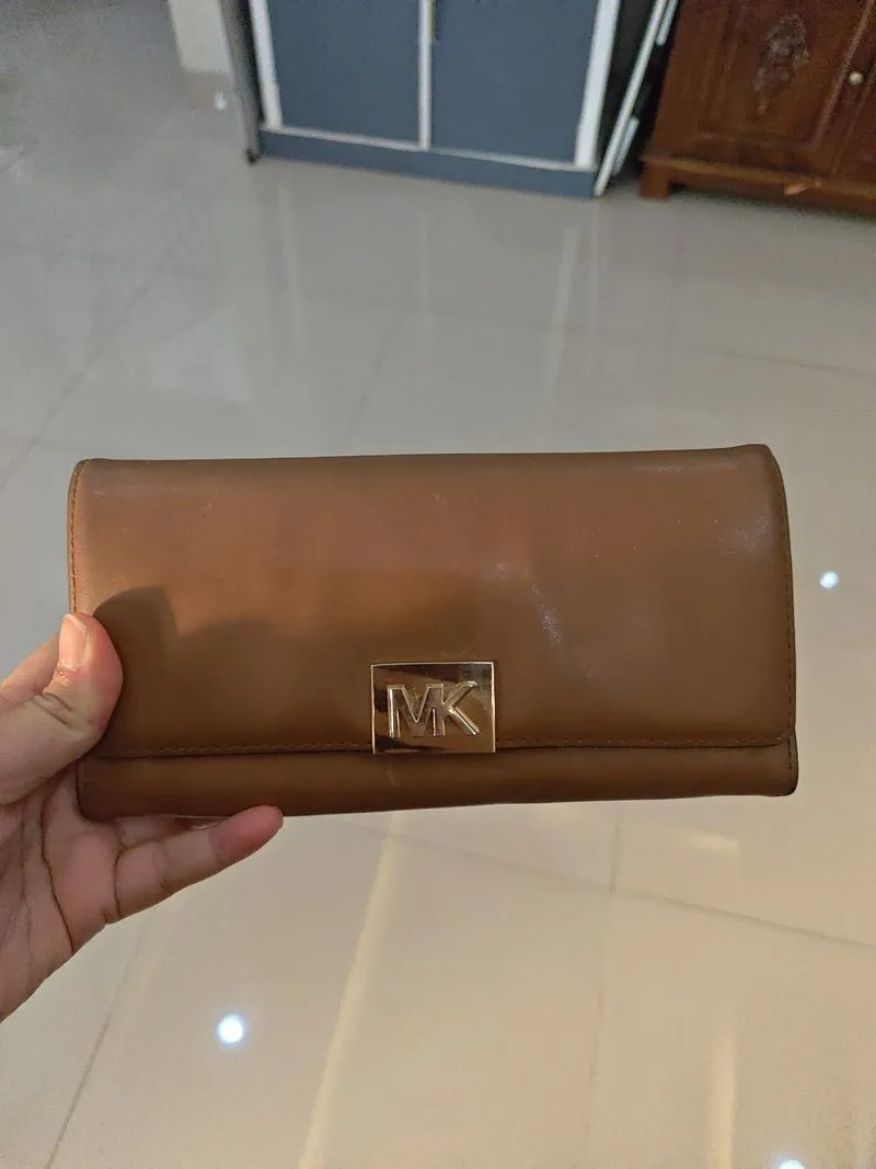 Dompet MK photo 1