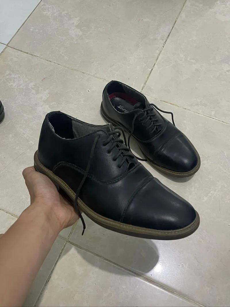 oxford cap toe photo 1