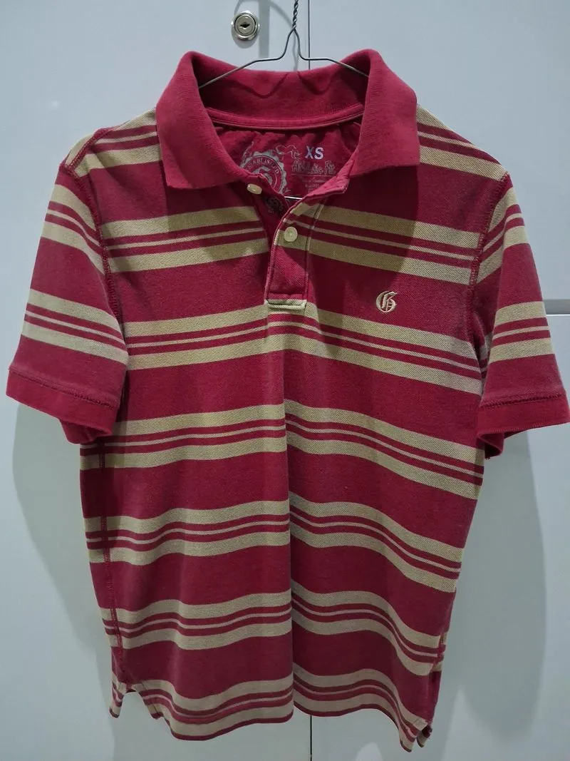 Gap vintage polo shirt photo 1