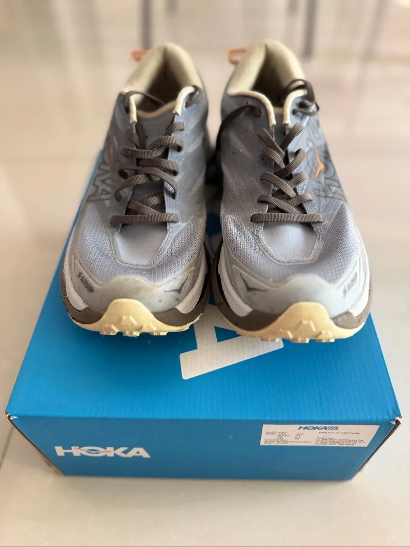 Sepatu lari trail run hoka mafate 5 bekas us10/eur44 photo 1