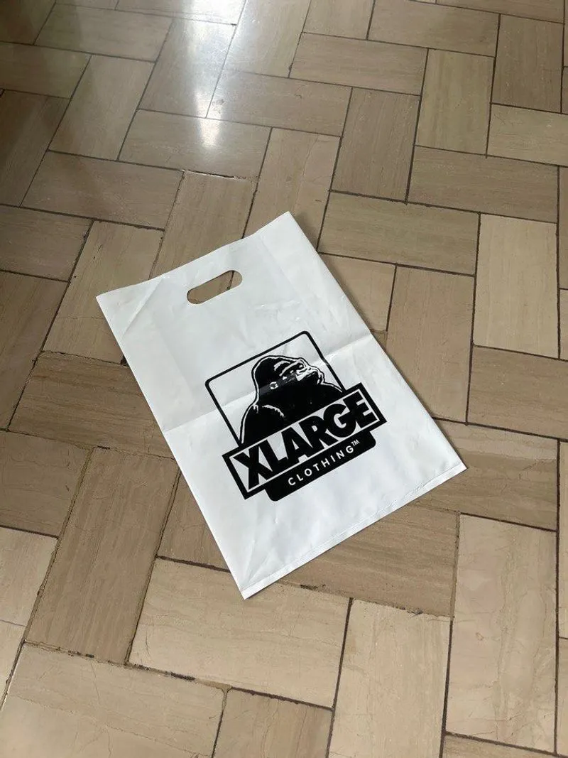 XLARGE white 40*27 shopping bag photo 1