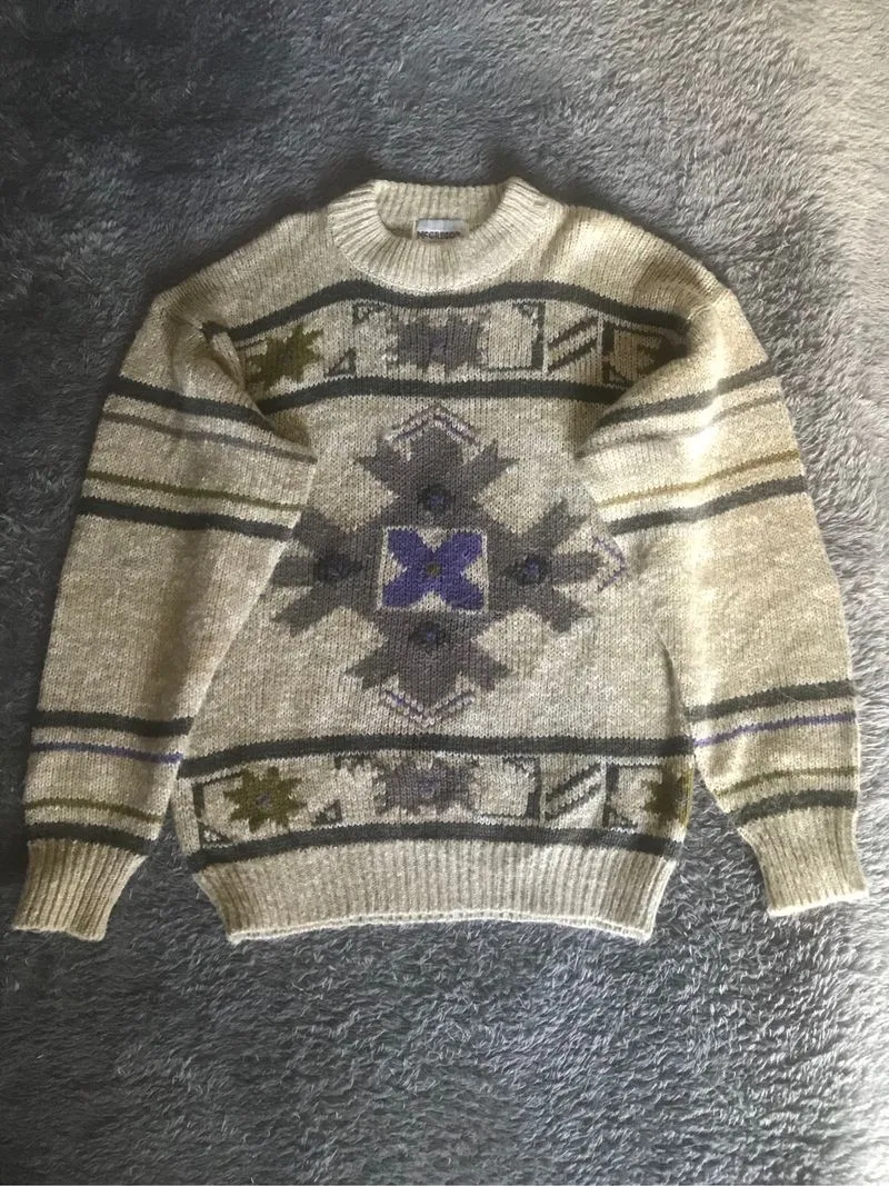 christmas winter sweater photo 1