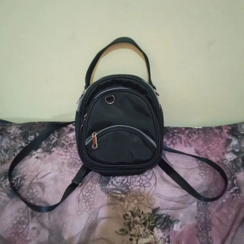 Tas Kecil Hitam Wanita  photo 1