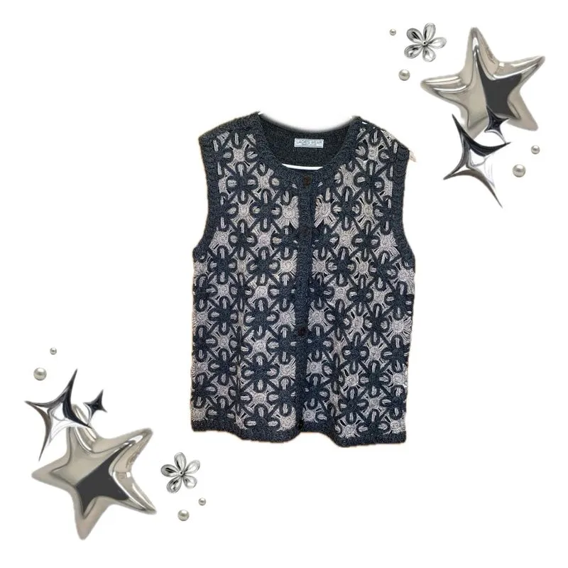Knit Vintage Flower Vest photo 1