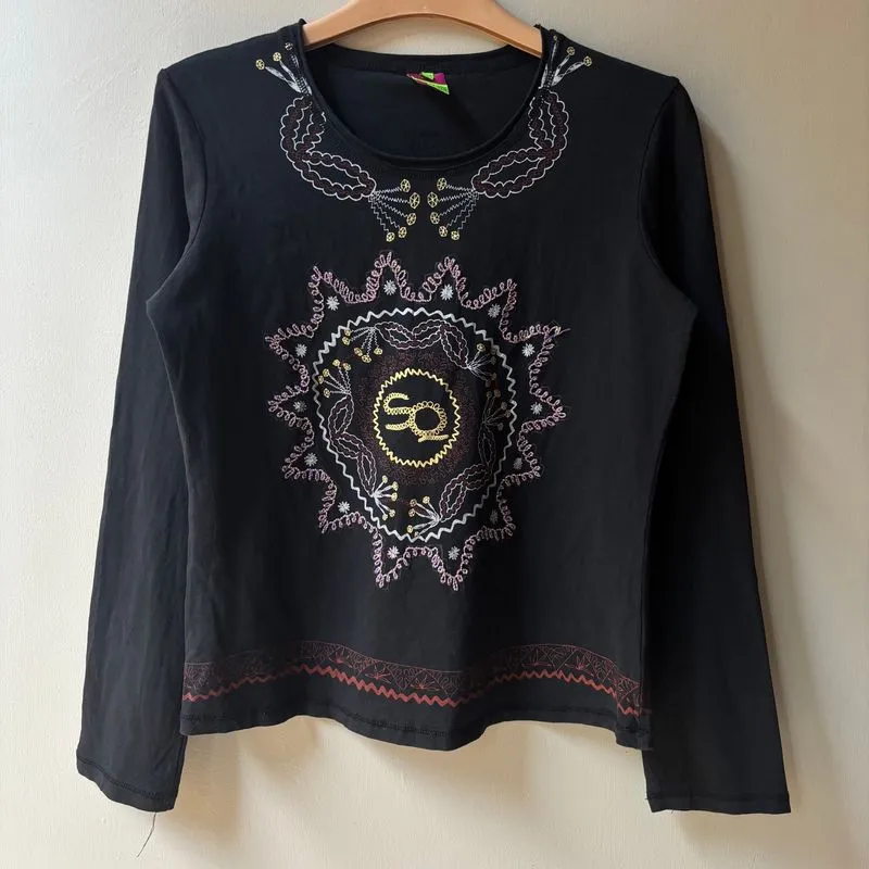 Save The Queen Long Sleeve Tee photo 1