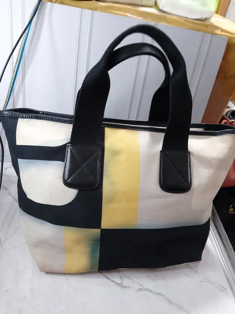 Bally handbag photo 1