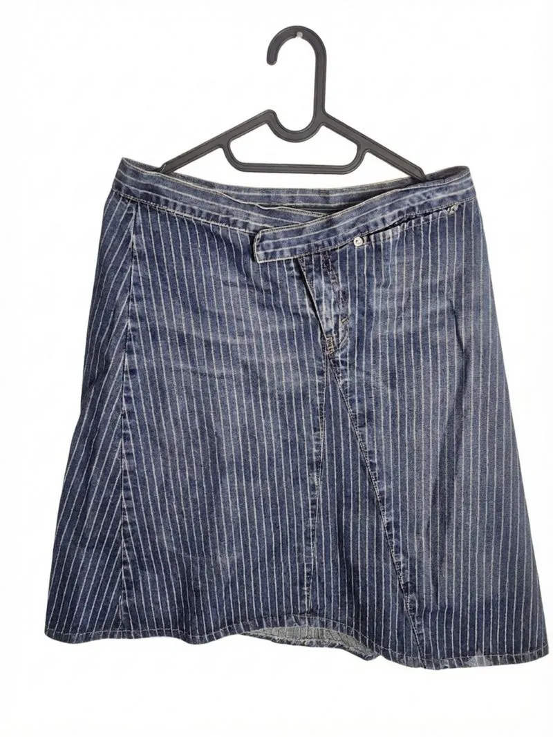 BENETTON Asimeteic Skirt photo 1
