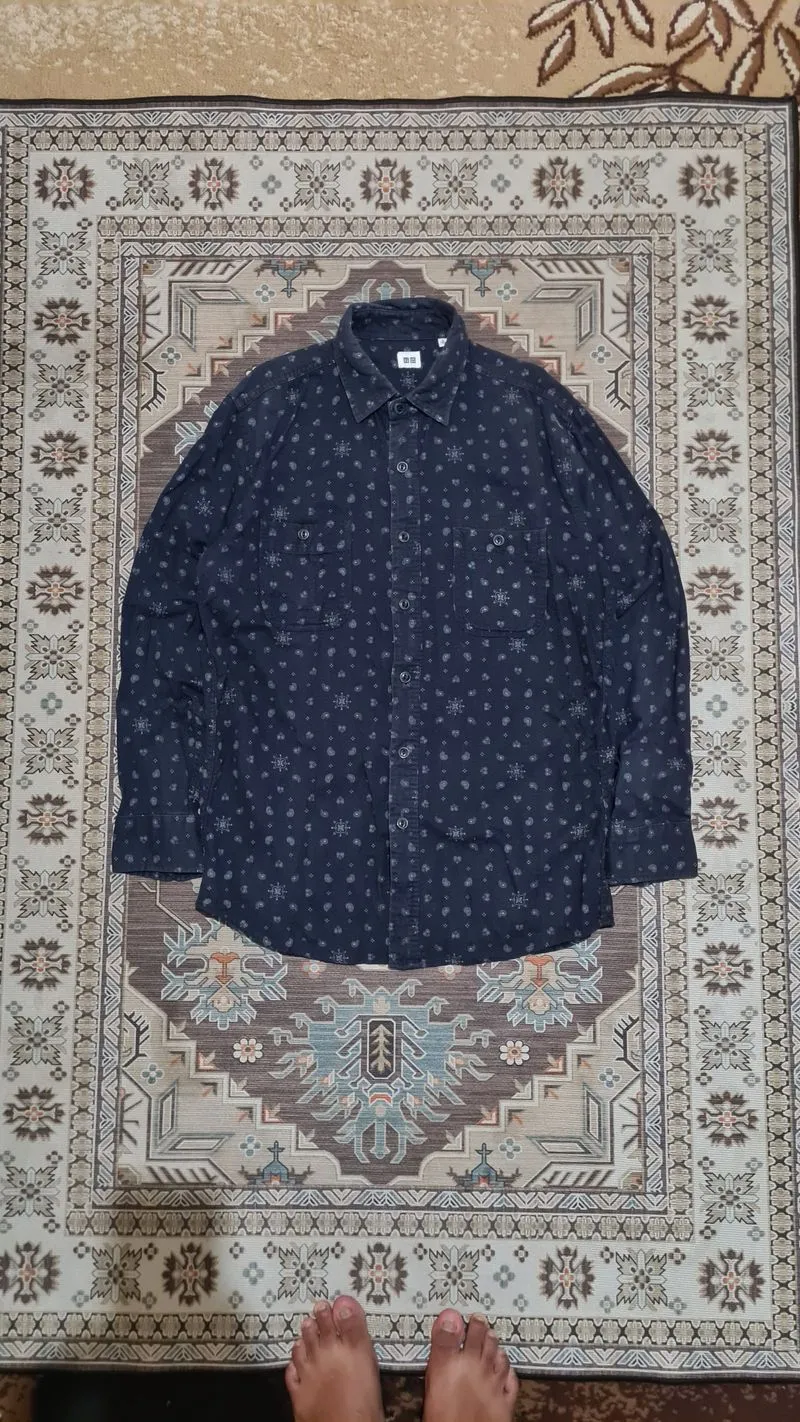 Uniqlo Pasley Shirt photo 1