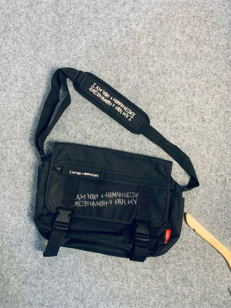 I Am Not Human Being Messanger Bag photo 1