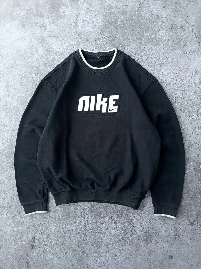 crewneck vintage spellout nike hitam photo 1