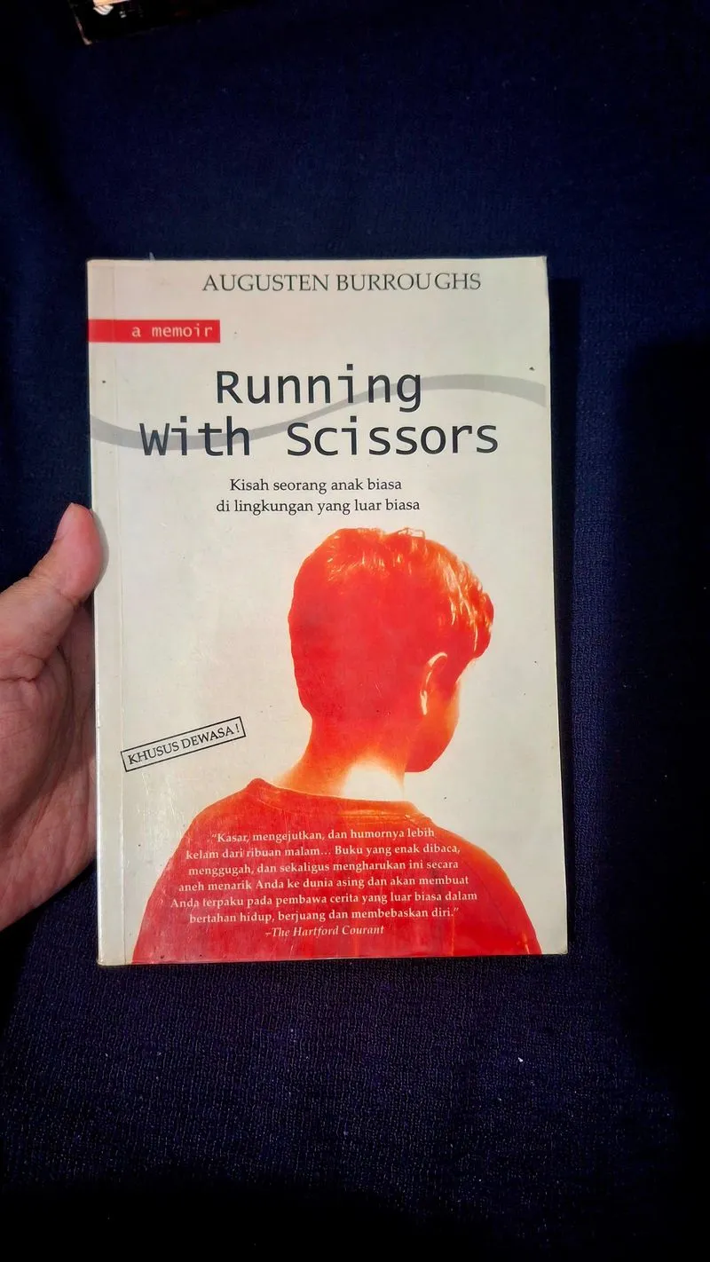 Running with Scissors (Augusten Burroughs) bahasa Indonesia photo 1