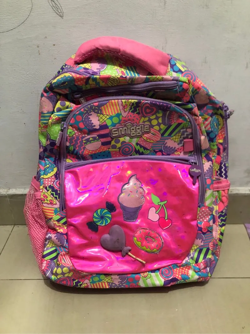 smiggle backpack original photo 1