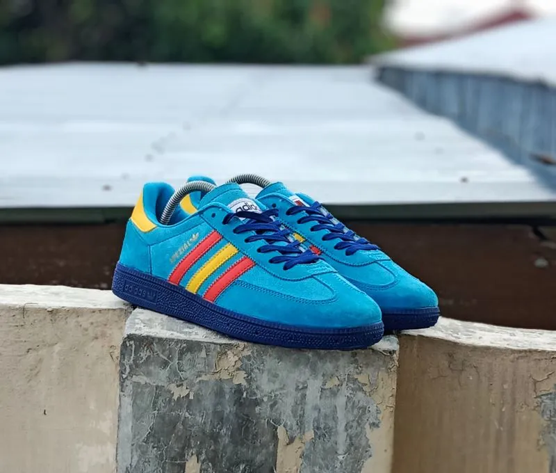 Adidas Streetwear Casual Sneakers Pria blue photo 1