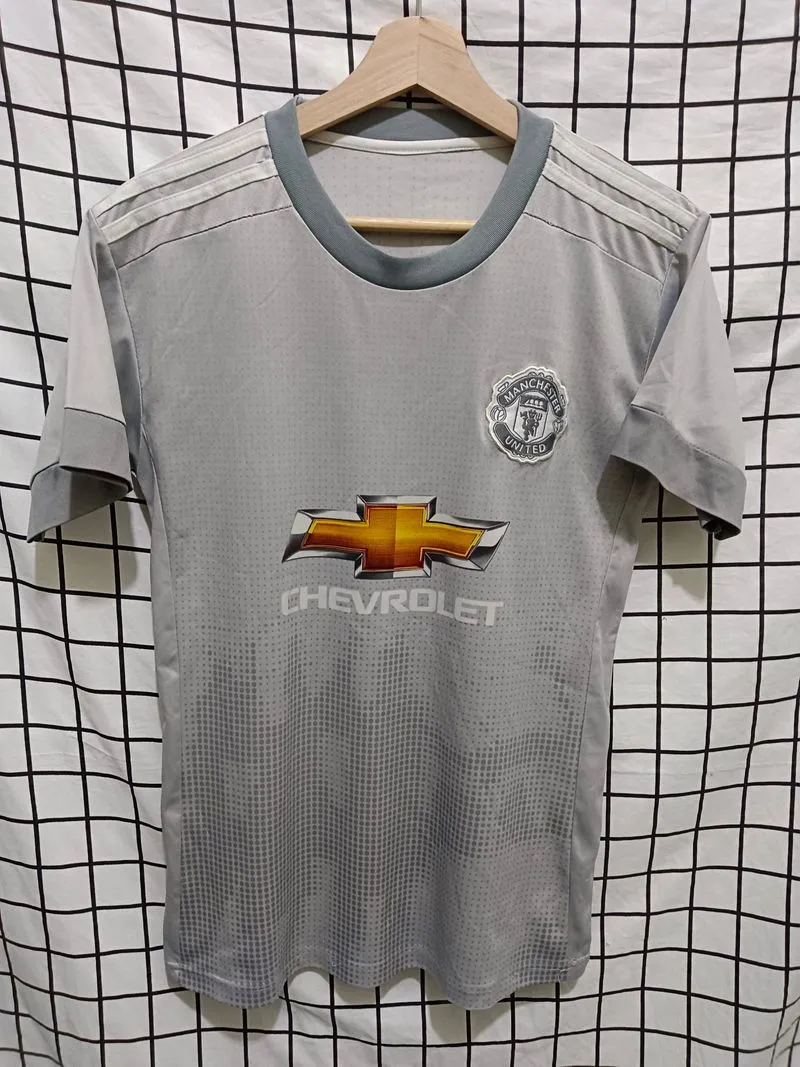 Jersey Manchester United 2017-18 Third Kit photo 1
