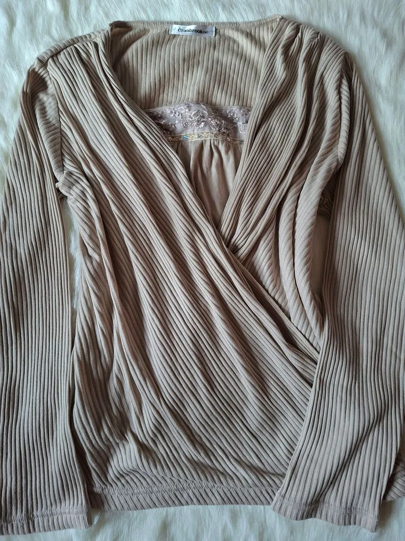 long-sleeve top and inner photo 1
