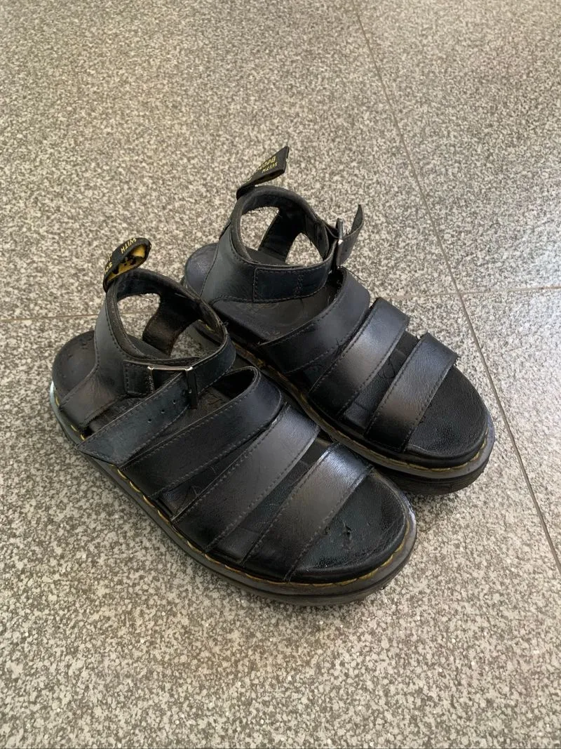 sandal docmart photo 1