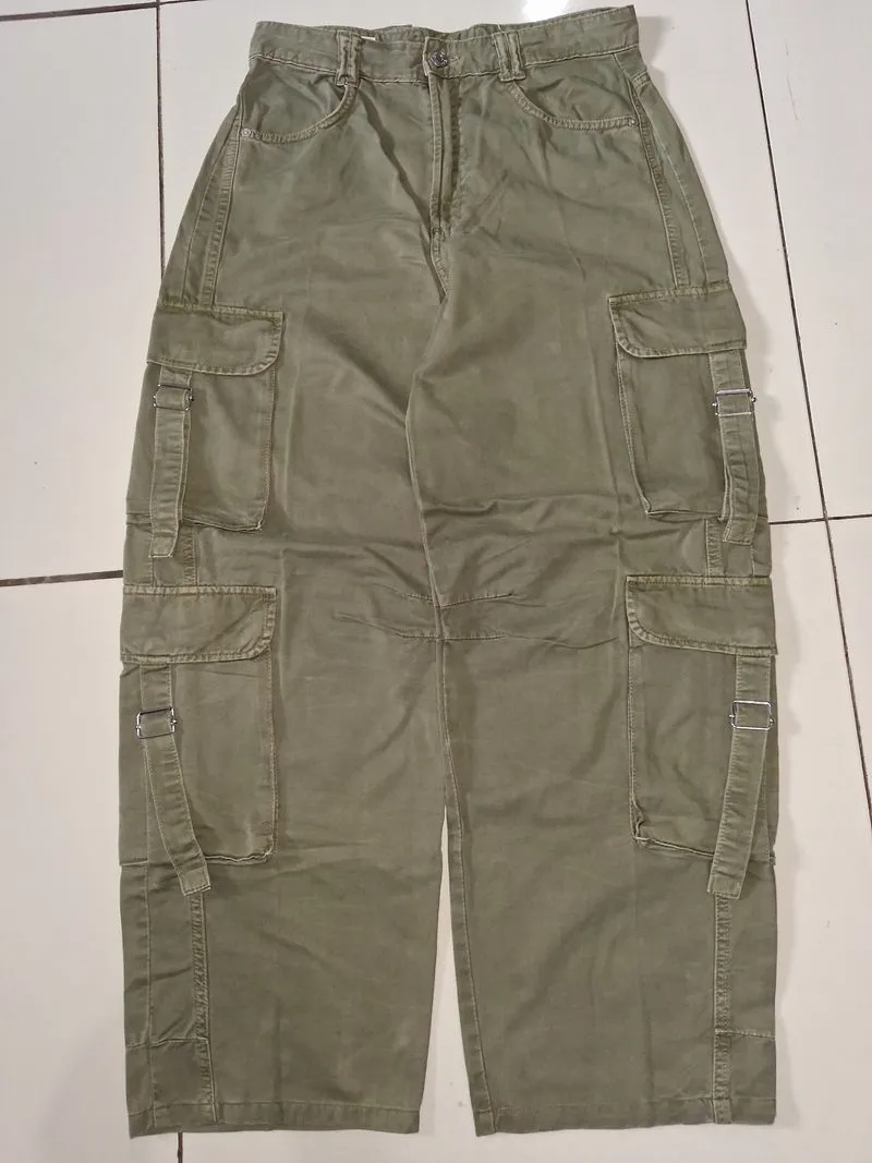 Zara baggy cargo pants photo 1
