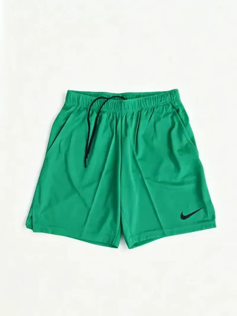 NIKE SWOOSH SMALL LOGO RELAXED SHORT PANTS | CELANA PENDEK | photo 1