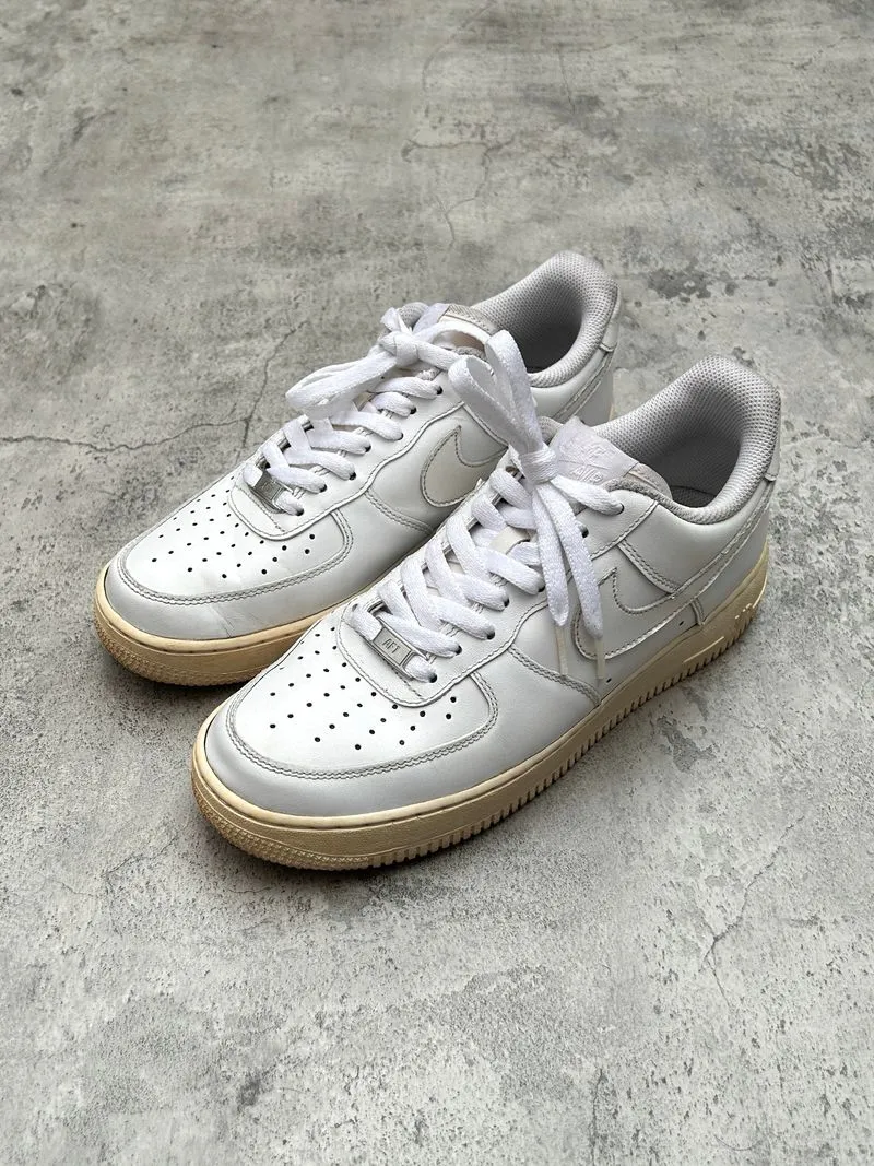Nike Air Force 1 photo 1