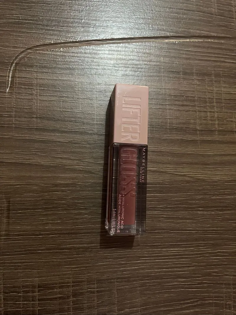 Maybelline lifter gloss 004 silk photo 1