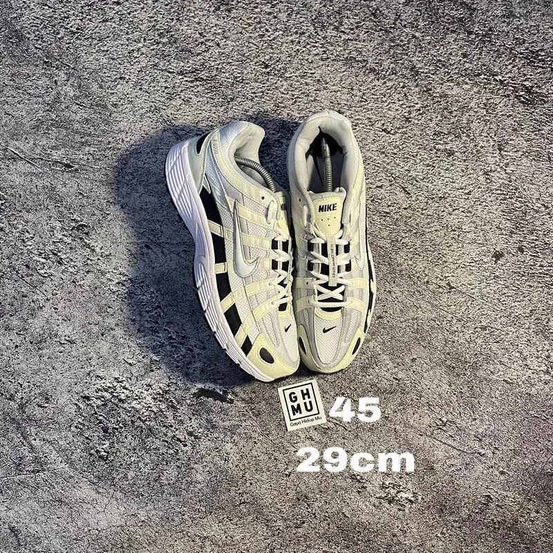 Nike P-6000 White Grey Metalic Second thrift photo 1