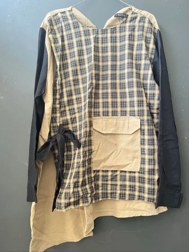 Blouse photo 1