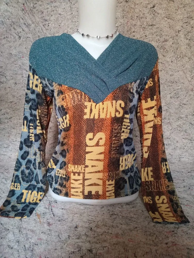 [NEW] Y2k long Sleeve Vintage  photo 1