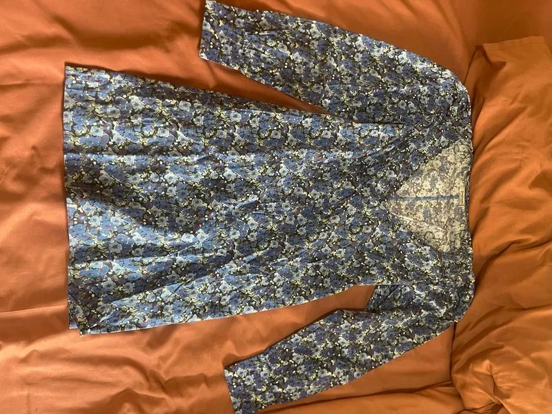 Dress  photo 1