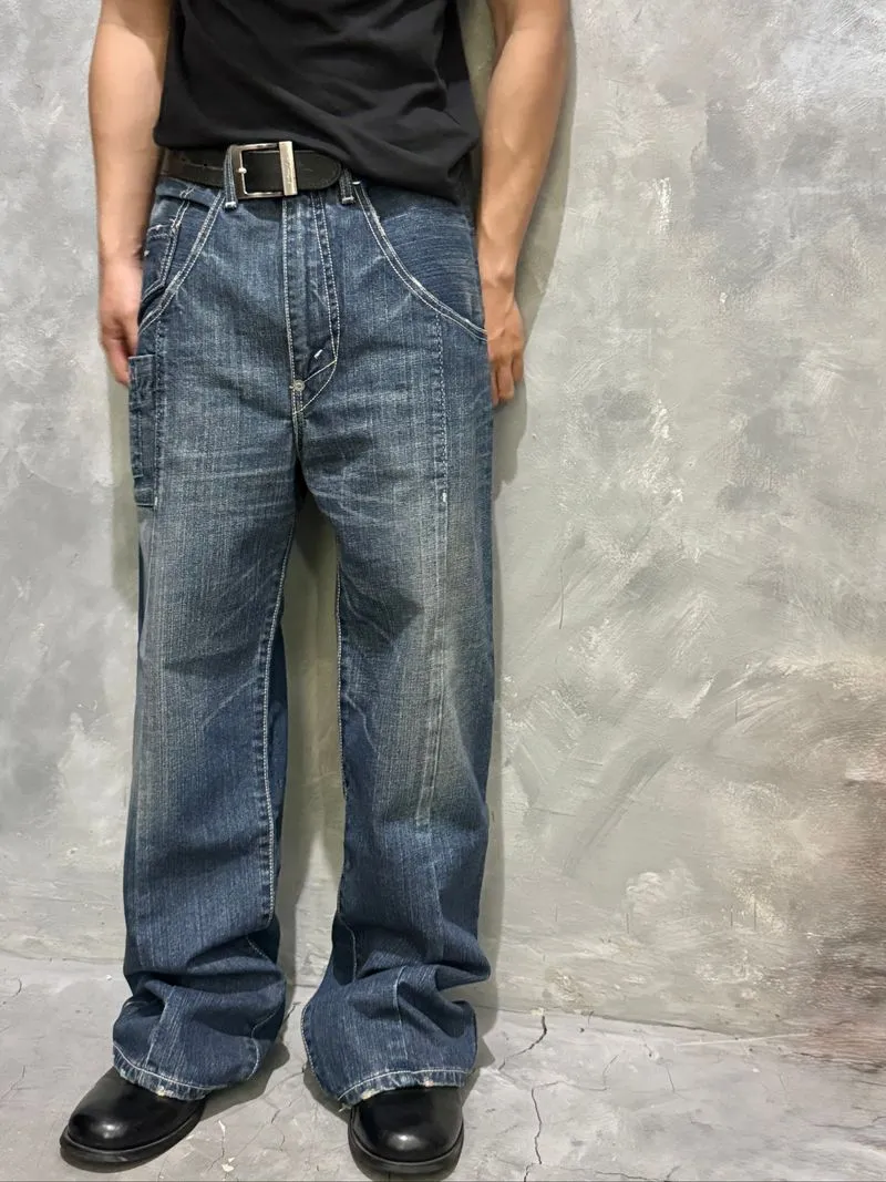 2000s Vintage Levi’s 569 Baggy Straight Multi Pocket Jeans photo 1