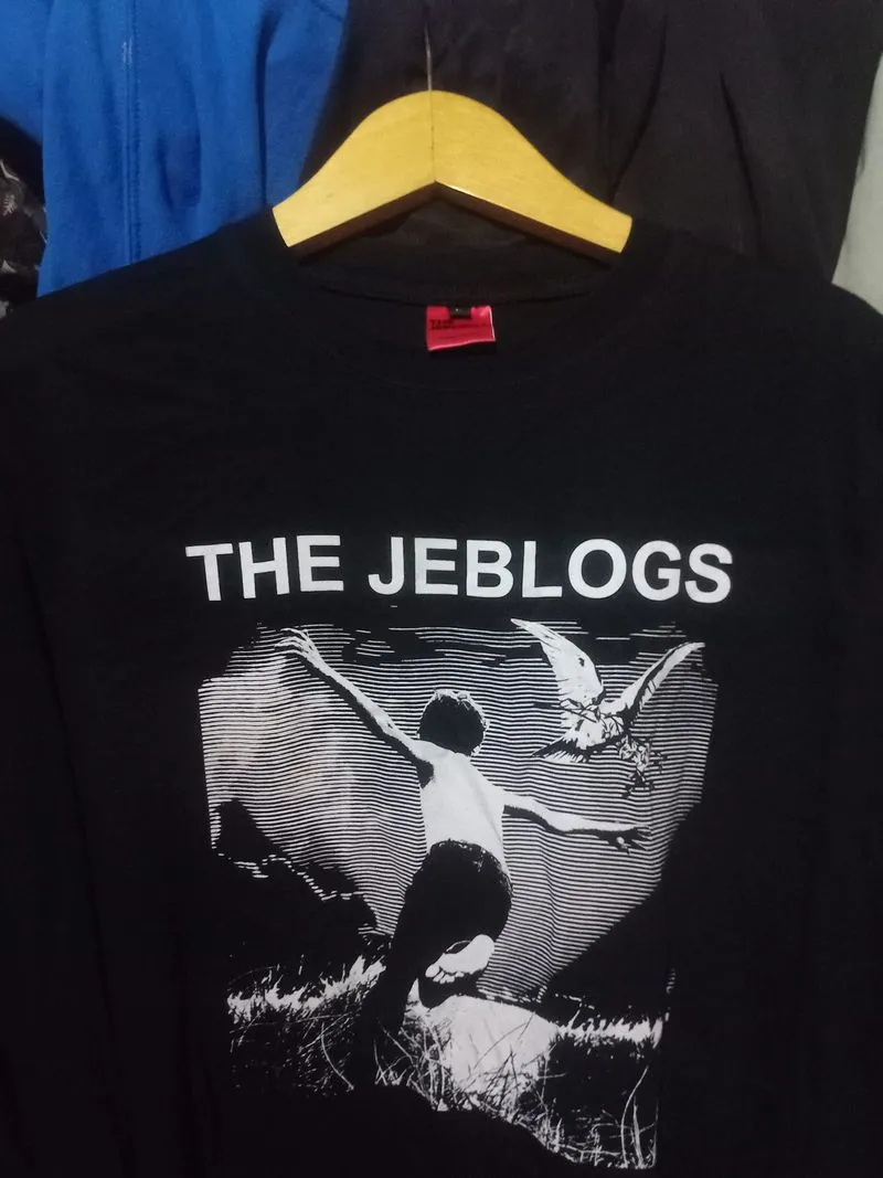 ls the jeblogs  photo 1