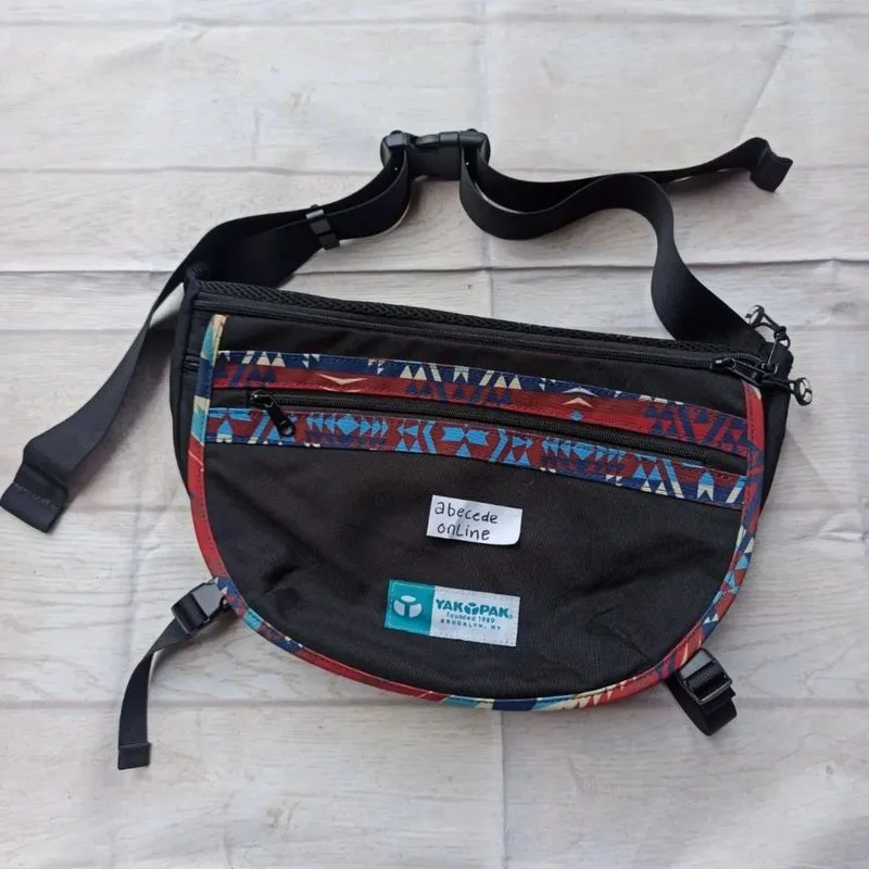 YAKPAK x TITICACA shoulder bag photo 1