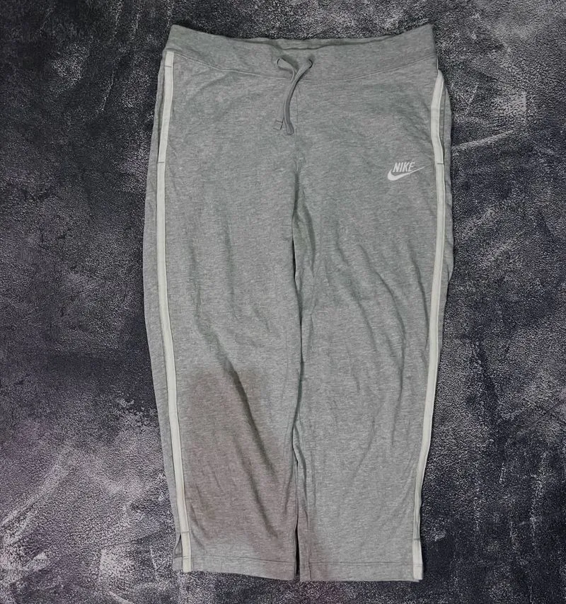 CELANA TRAINING NIKE photo 1
