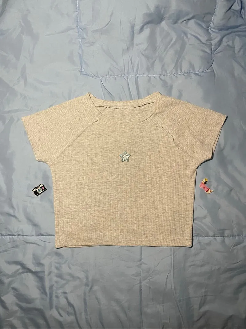Croptop/Babytee photo 1