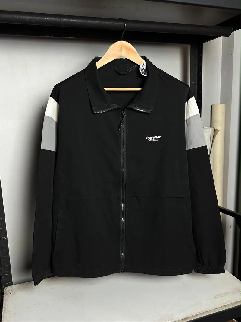 SPAO COLORBLOCK WINDBREAKER JACKET photo 1