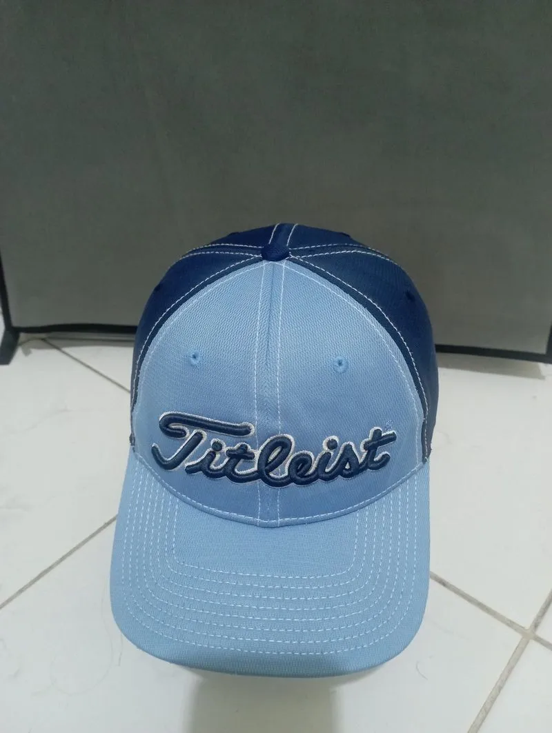 Topi Golf Fieist  photo 1