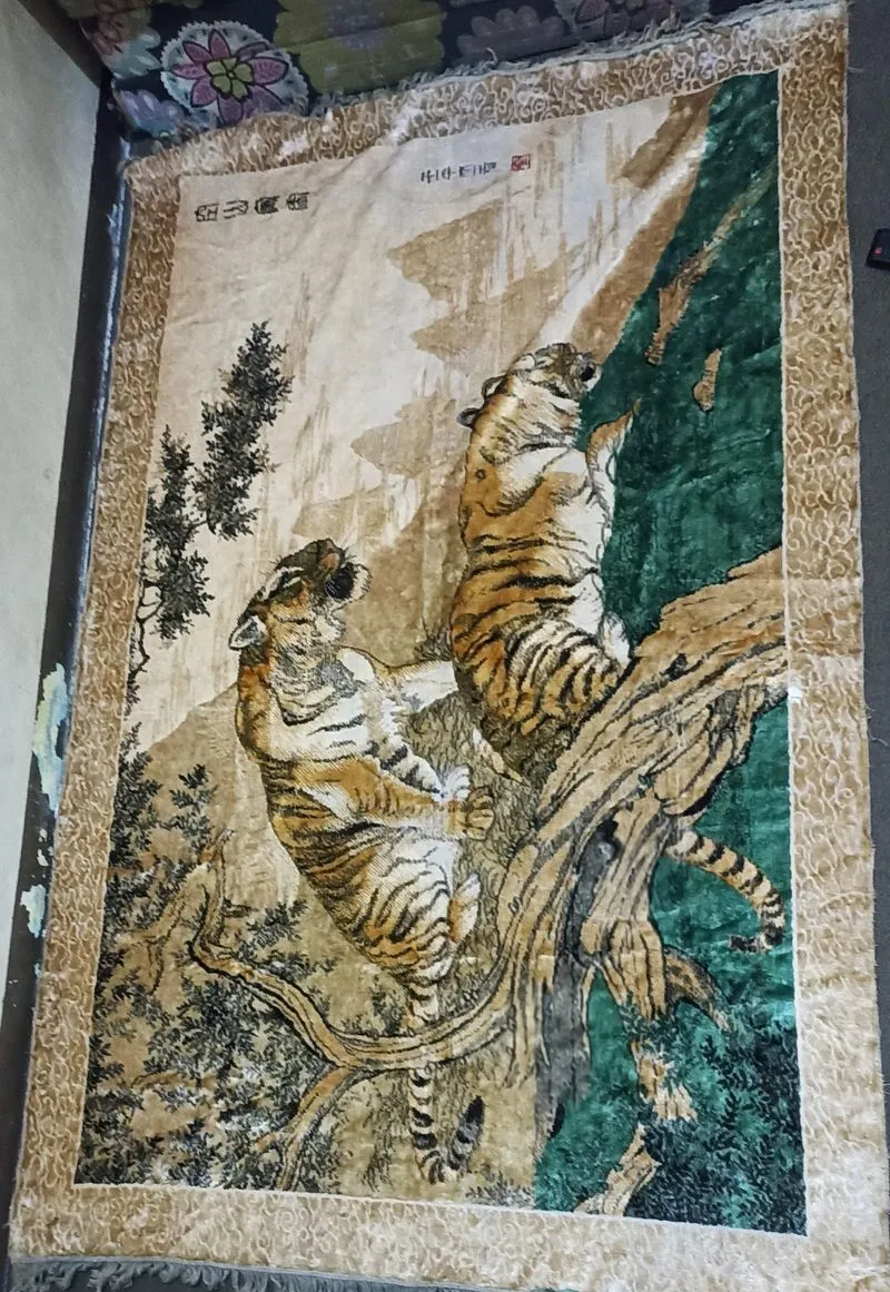 Permadani beludru motif harimau 'swan vintage  photo 1