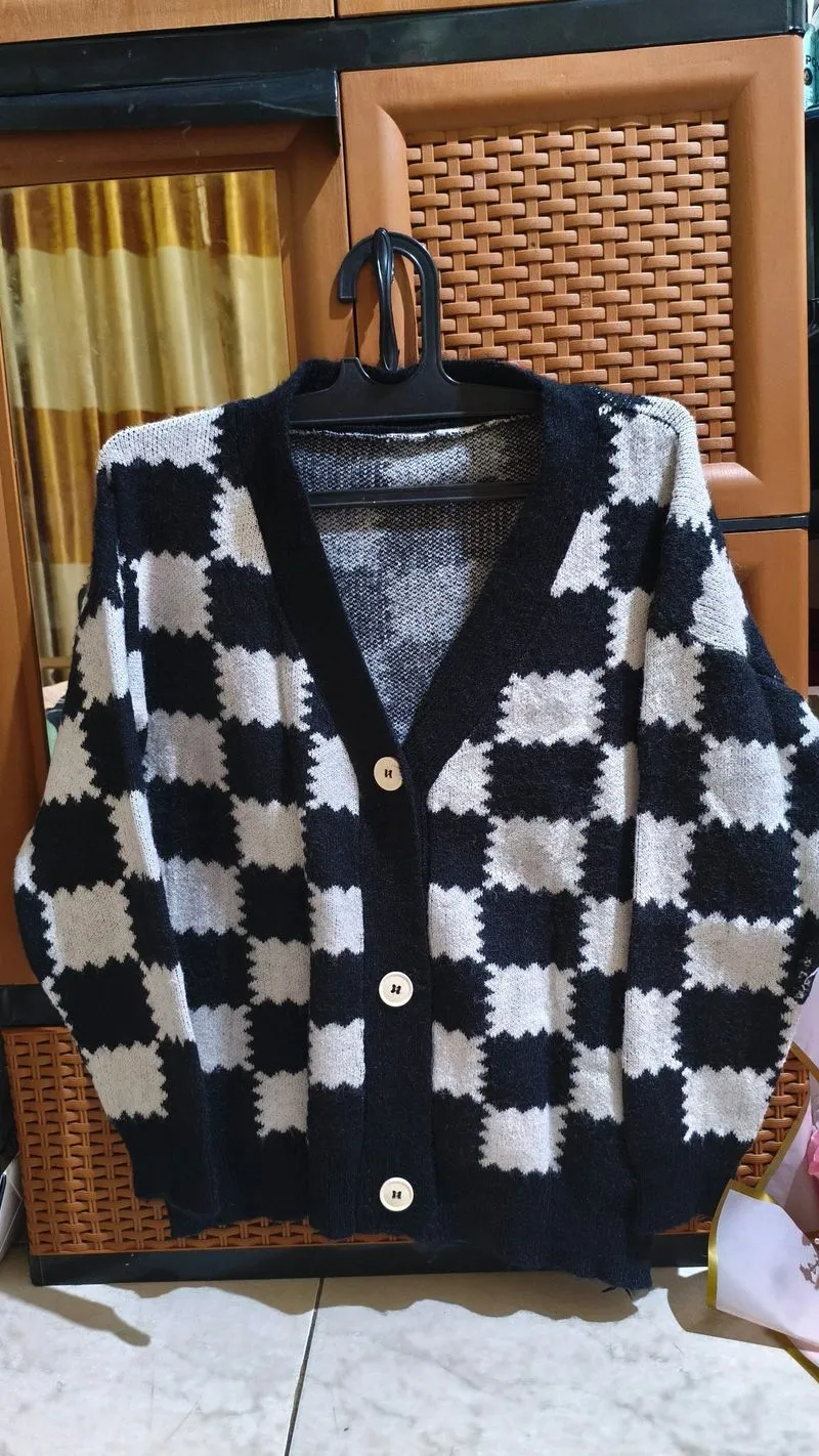 cardigan kotak bahan lembutt photo 1