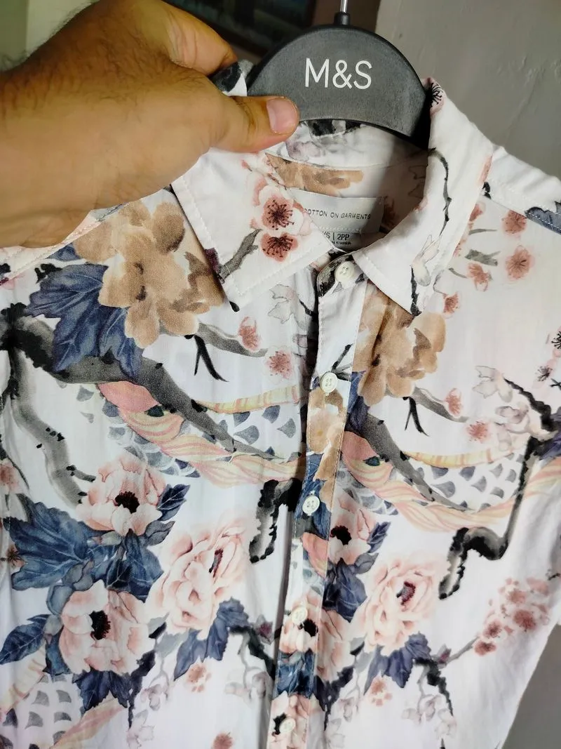 kemeja pria SIZE XS motif floral cotton on photo 1