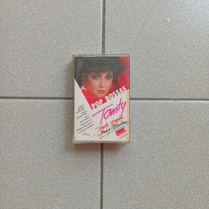 Kaset Pita Cassette Tape Vintage Tanty Yosepha Irung Maulana photo 1