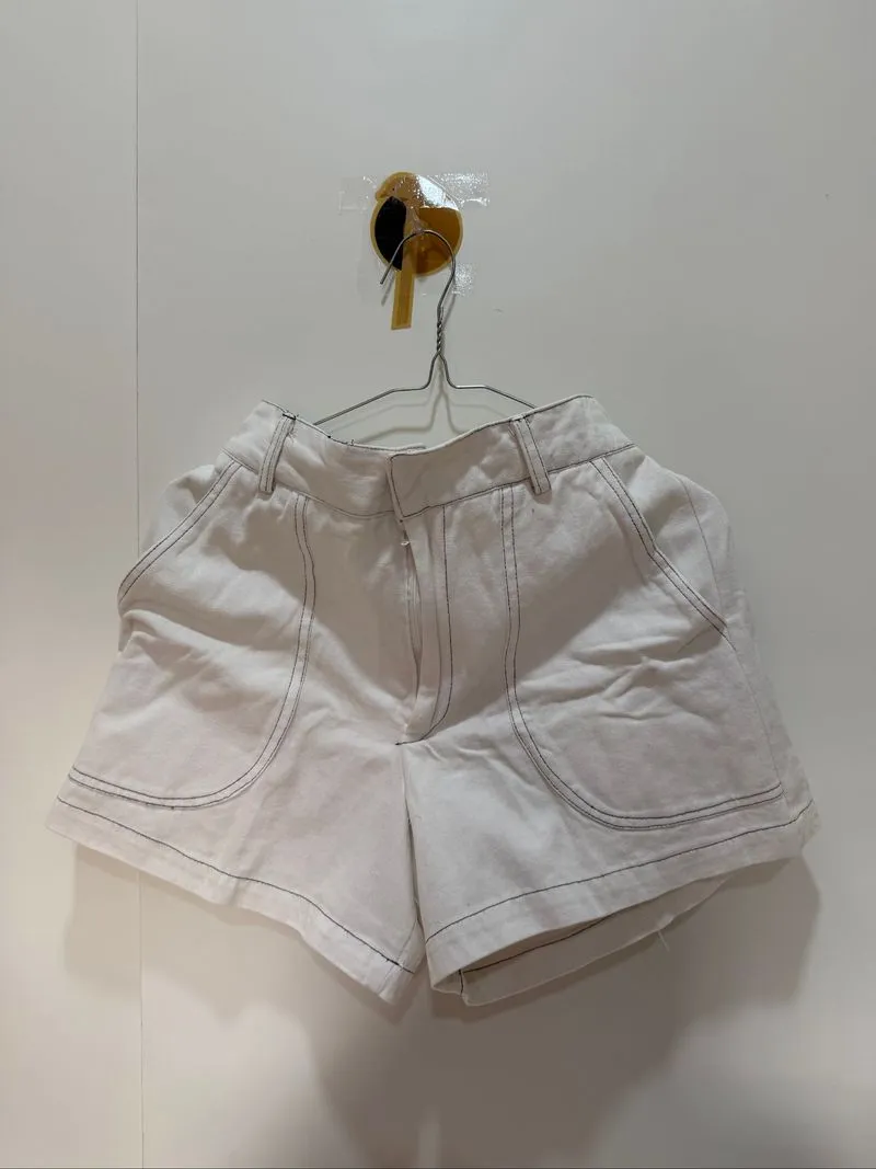 White Contrast Short Pants photo 1