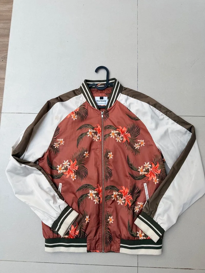 TOPMAN Bomber Jacket Floral photo 1