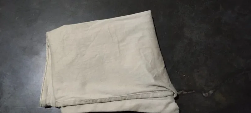 Jeans crem uniqlo photo 1