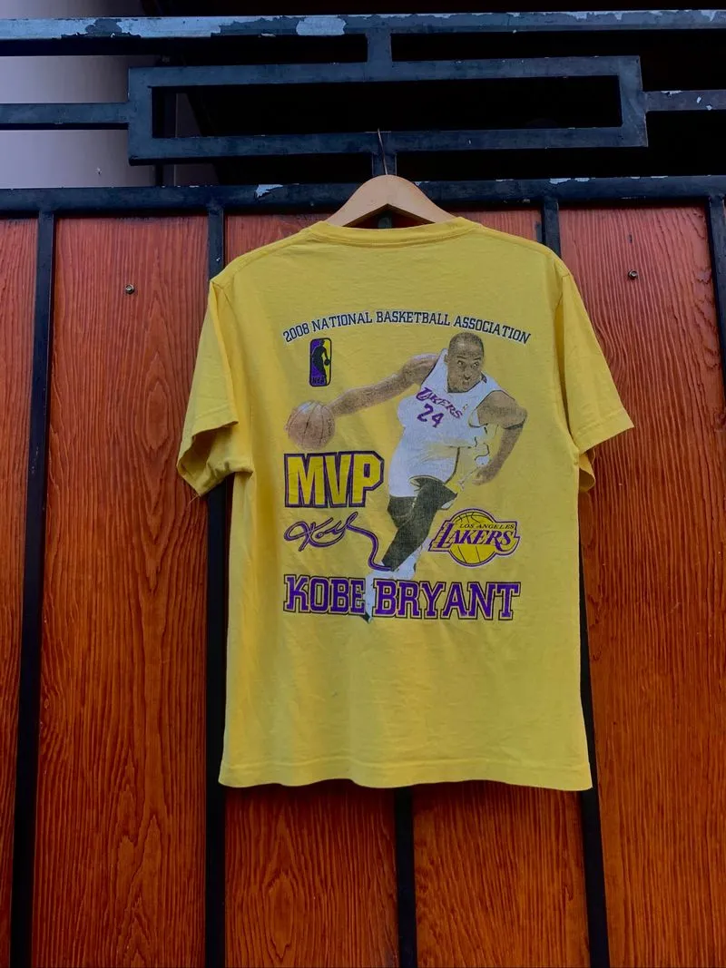 Kaos vintage NBA lakers kobe bryant photo 1
